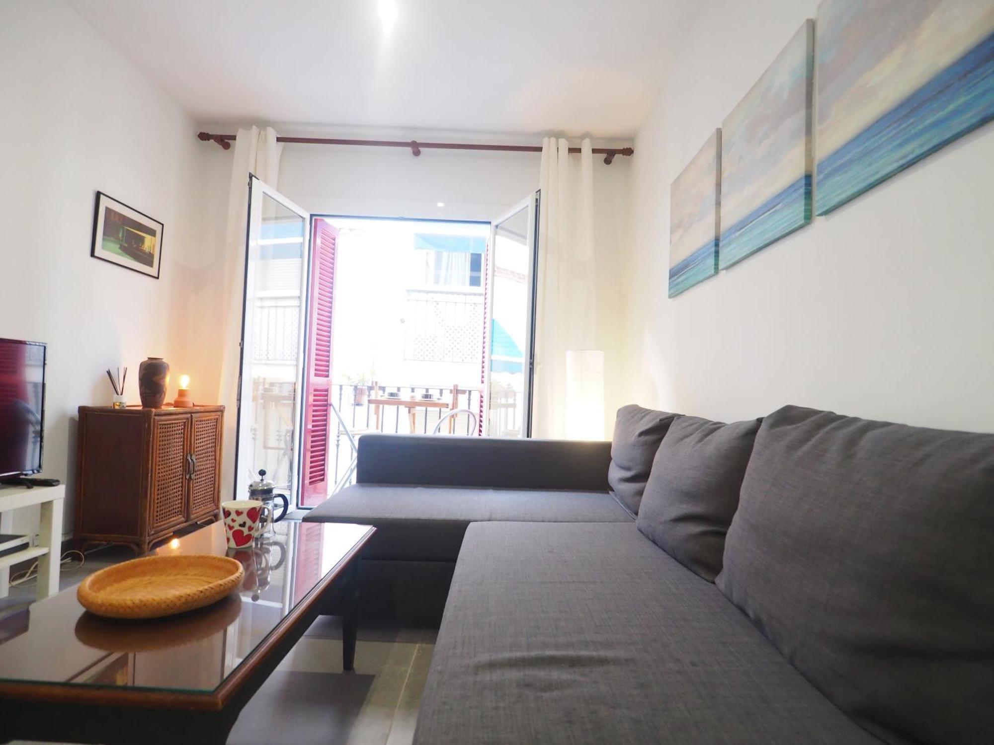 Balcony View Apartment By Hello Homes 시체스 외부 사진